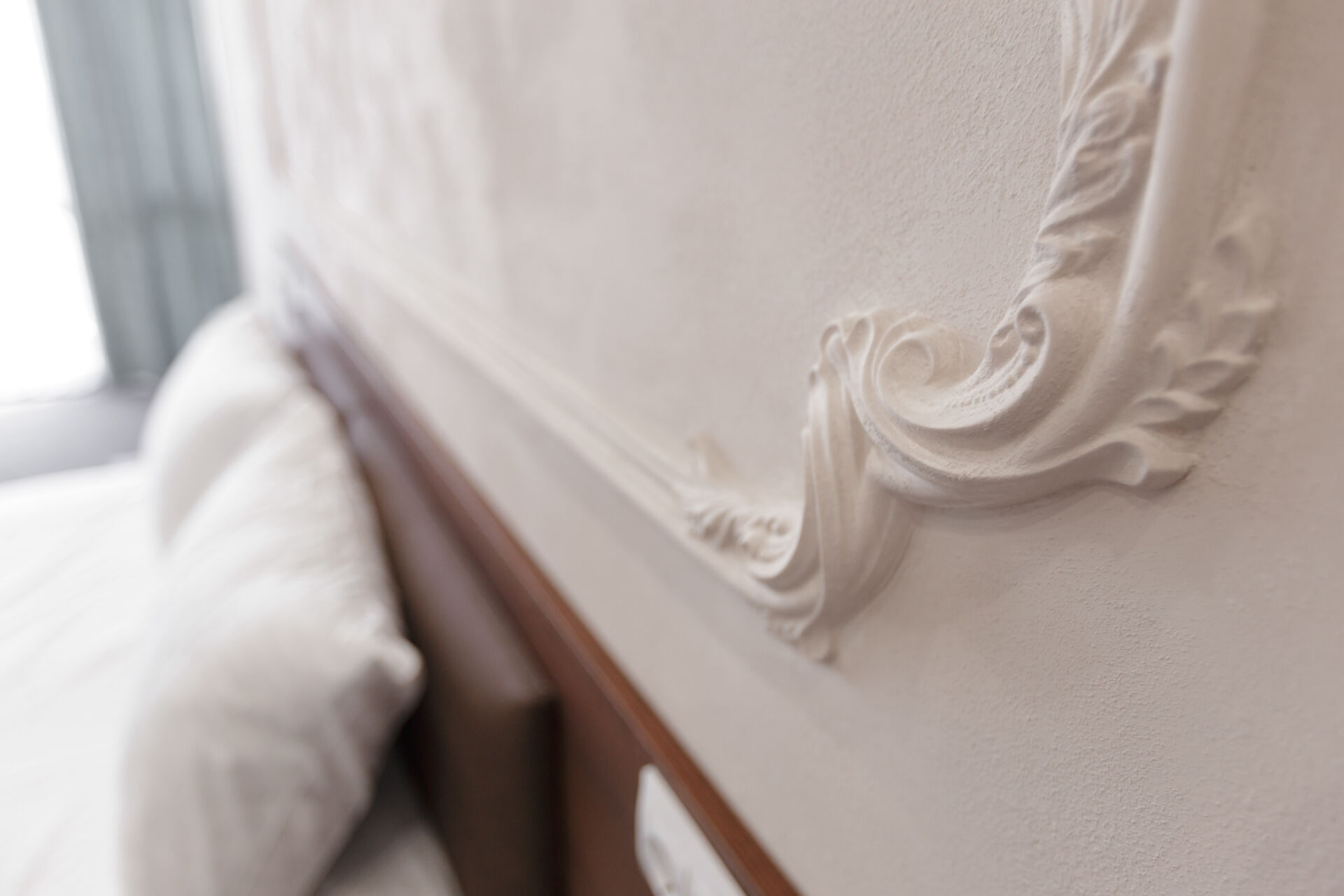 Bespoke plaster feature - Installed by Cornice Direct in Tonbridge, Kent